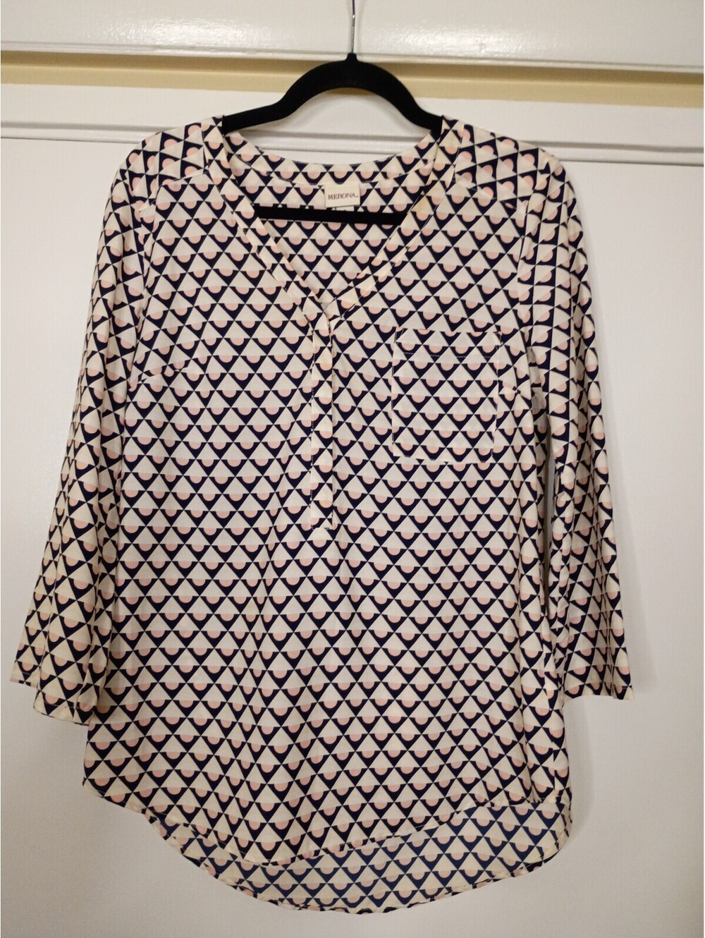 Merona Small Navy Peach Geometric Print 3/4 Sleeve Blouse - Picture 2 of 11